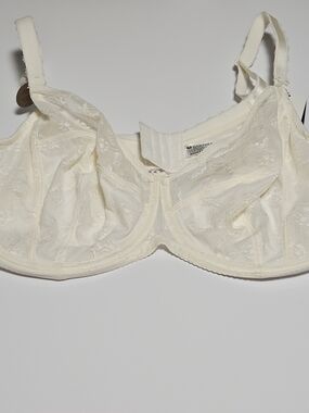 Wacoal Ultimate Lift Bra 42DDD Ivory Lace Full Coverage Underwire NWT 855433